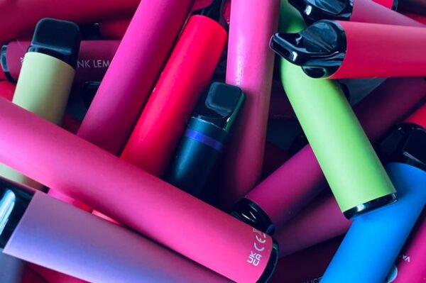 How Long Do 2G Disposables Last? | Delta 8 Resellers
