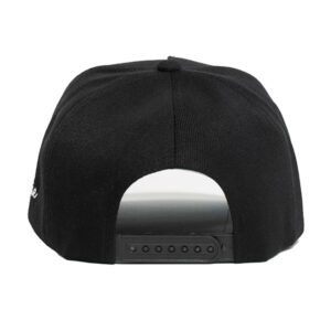 hidden hills club hat black white green shield sugar 3 new